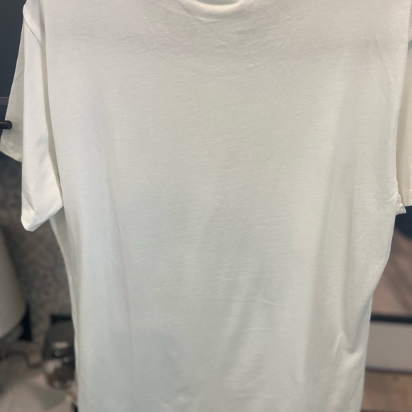 FARM Rio NWT Blue and White Macaw Tee ~ LARGE - Picture 5 of 7